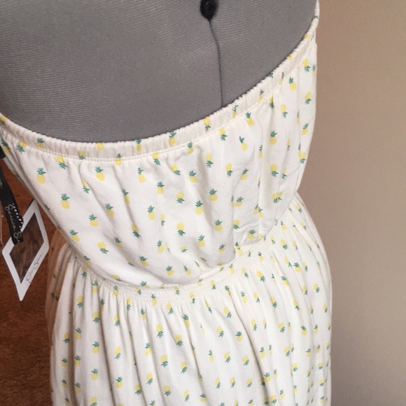 NWT Sz M. Jessica Simpson Retro style halter dress - Picture 5 of 6